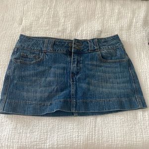 Brandy Melville dark wash denim skirt